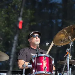 Portrait of Chris Pedersen