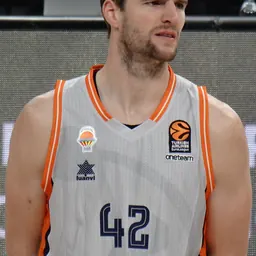 Portrait of Aaron Doornekamp