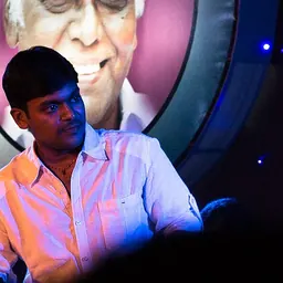 Portrait of Vidhu Prathap
