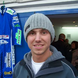 Portrait of Simon Stead