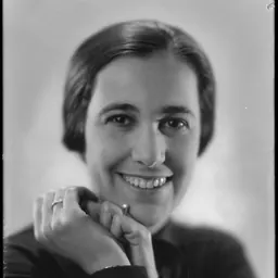 Portrait of Dorry Kahn-Weyl