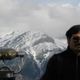 Portrait of Shahriar Manzoor