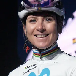 Portrait of Annemiek van Vleuten
