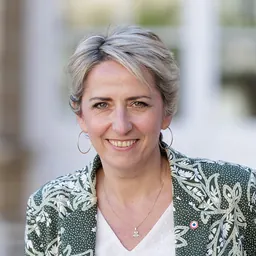 Portrait of Lauriane Josende