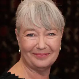 Portrait of Fiona Samuel