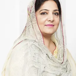 Portrait of Anusha Rahman