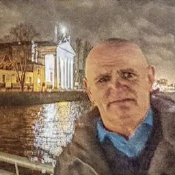 Portrait of Ricky Dineen