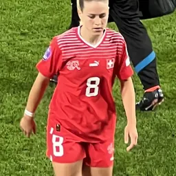 Portrait of Nadine Riesen