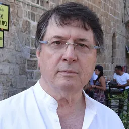 Portrait of Oded Kotler