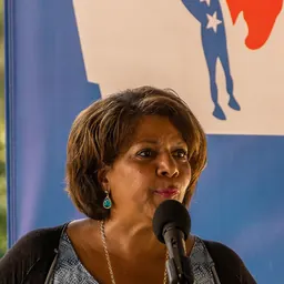 Portrait of Melanie Levesque