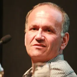 Portrait of Doug Richard