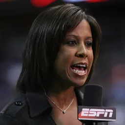 Portrait of Lisa Salters