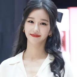 Portrait of Seo Yea-ji