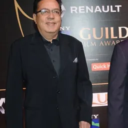 Portrait of Praveen Nischol