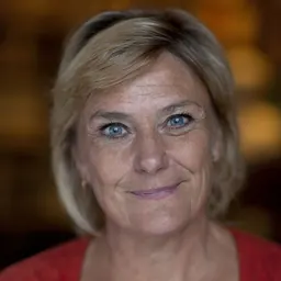 Portrait of Eva Hamilton