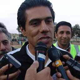 Portrait of Afshin Peyrovani
