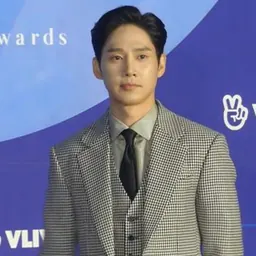 Portrait of Park Sung-hoon