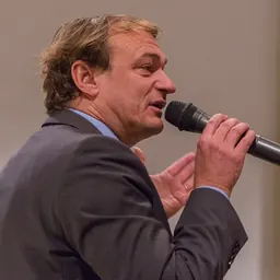 Portrait of Andreas Englisch