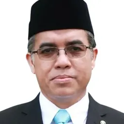 Portrait of Yassierli