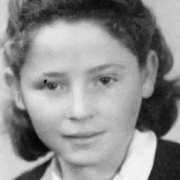 Portrait of Aviva Rabinovitch