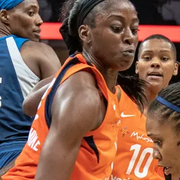 Portrait of Chiney Ogwumike