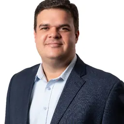 Portrait of Bruno Farias