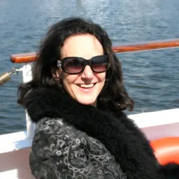 Portrait of Lesley Joseph
