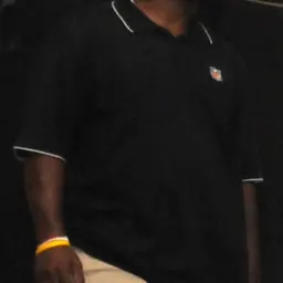Portrait of Chris Draft