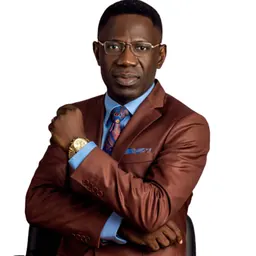 Portrait of Sam Oye