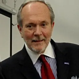 Portrait of Jerry MacArthur Hultin