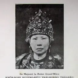 Portrait of Dương Thị Thục