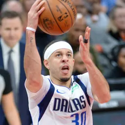 Portrait of Seth Curry