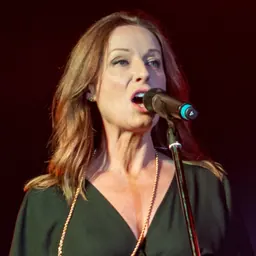 Portrait of Keren Woodward