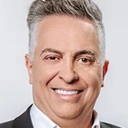 Portrait of Álvaro Damião