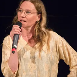 Portrait of Annika Hallin