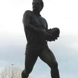 Portrait of Leigh Matthews