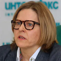 Portrait of Heidi Hautala
