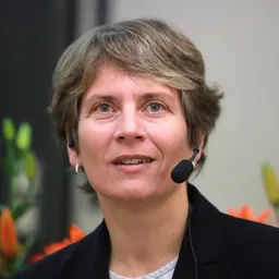 Portrait of Carolyn Bertozzi