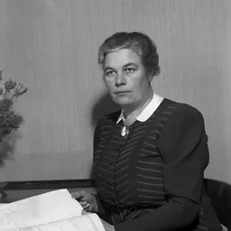 Portrait of Claudia Olsen