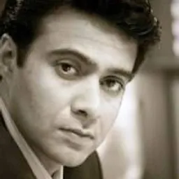 Portrait of Kamran Shahid