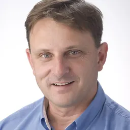Portrait of Stephen Orr