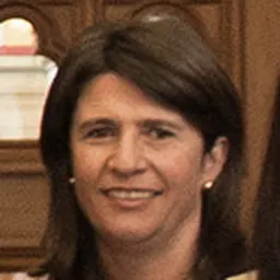 Portrait of Denise Lee
