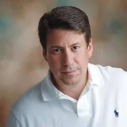 Portrait of Anthony DeStefano