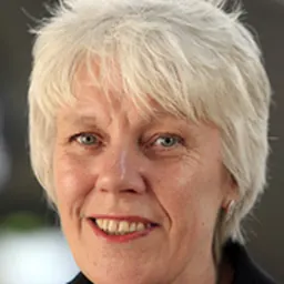 Portrait of Jayne Baxter