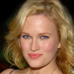 Portrait of Nicholle Tom