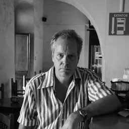 Portrait of Dan Stuart