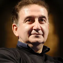 Portrait of Roberto Giacobbo