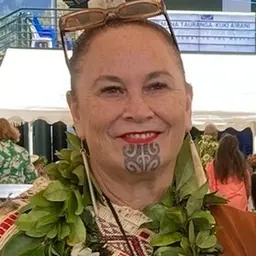 Portrait of Debbie Ngarewa-Packer