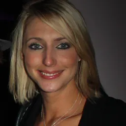 Portrait of Ali Bastian