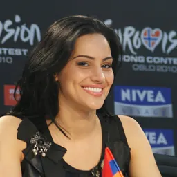 Portrait of Eva Rivas